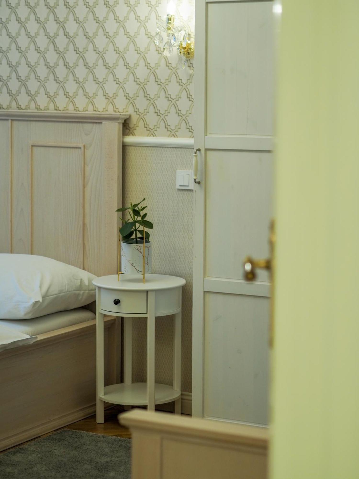 Stupartska - Premium Old Town Residence Praga Esterno foto